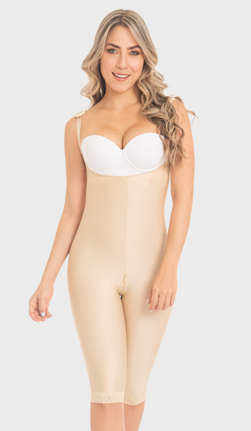 Short molding girdle with front zip Ref. F0768, Fajas MyD Posquirurgicas  S.A.S