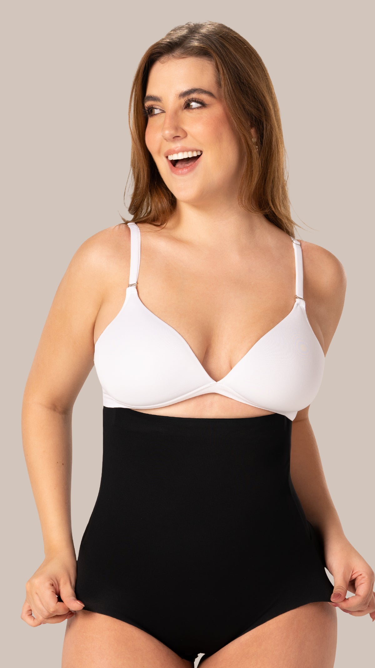 P-06336 Extra high-waisted panty